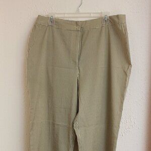 #533* Chico's Cream-Colored Pinstripe Dress Pants Size 3 (16)